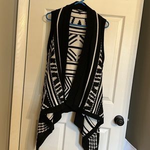 Express black & cream hi-low sweater. Aztec like print. Never worn